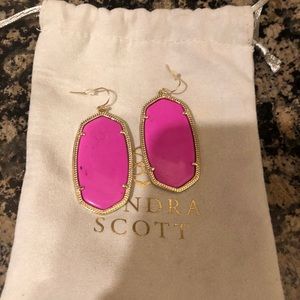 Kendra Scott Magenta Danielle Earrings